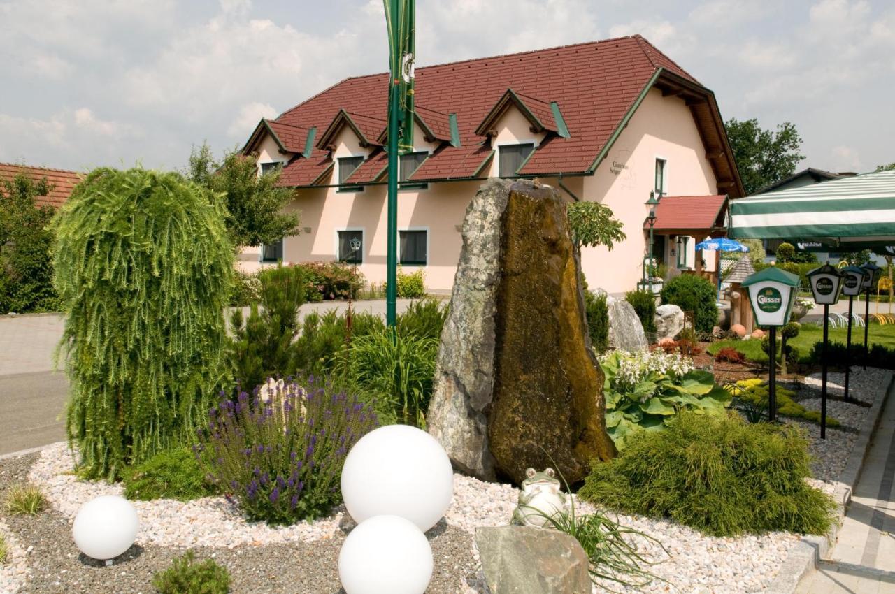 Restaurant Gaestehaus Seiger Sankt Lorenzen bei Knittelfeld Extérieur photo
