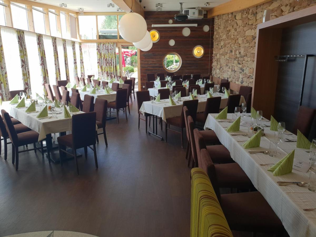 Restaurant Gaestehaus Seiger Sankt Lorenzen bei Knittelfeld Extérieur photo
