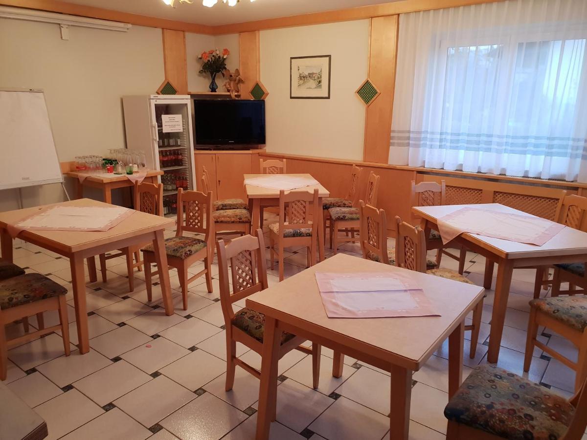 Restaurant Gaestehaus Seiger Sankt Lorenzen bei Knittelfeld Extérieur photo